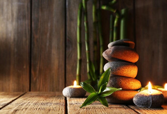 Tableau  pierres Spa, bougies, des branches de bambou