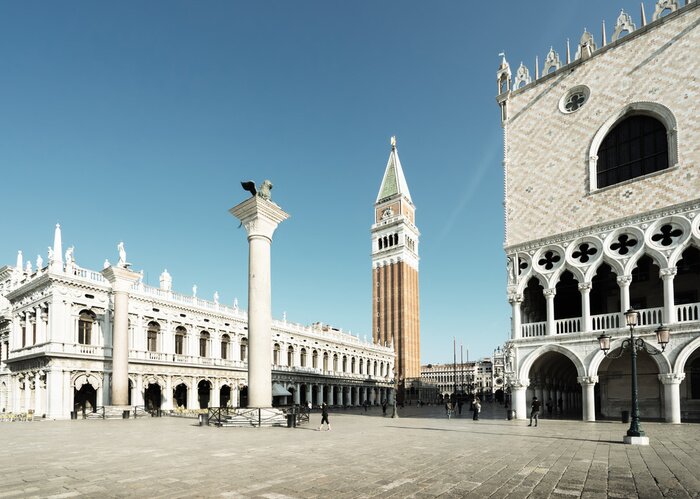 Tableau  Place Saint-Marc presque vide