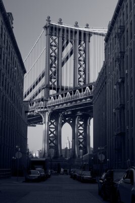Pont noir et blanc à Manhattan