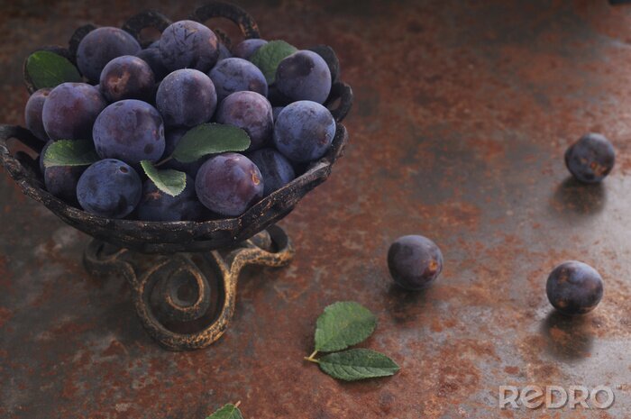 Tableau  prune sur la table