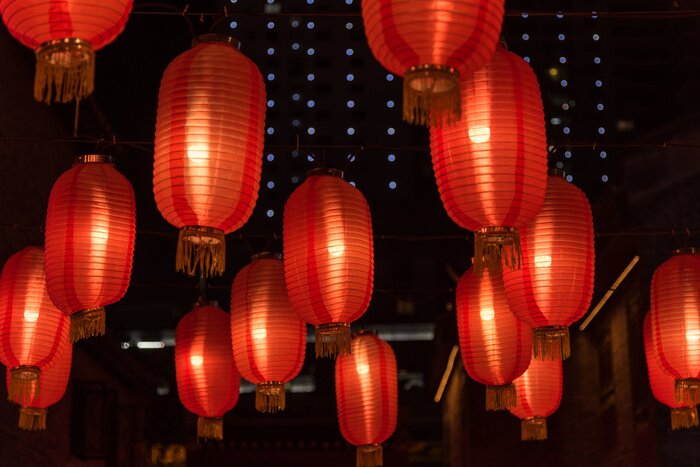 Tableau  red chinese lantern