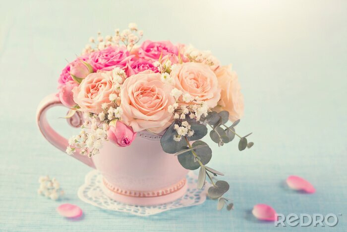 Tableau  Roses roses dans une tasse de thé