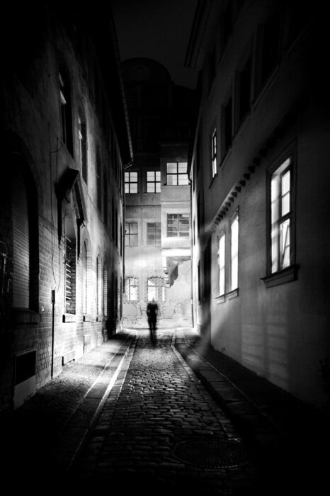 Tableau  Rue sombre la nuit