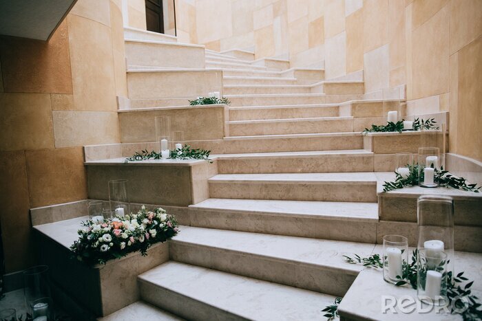 Tableau  Rustic wedding decor, decorated stairs white candles and fresh flowers
