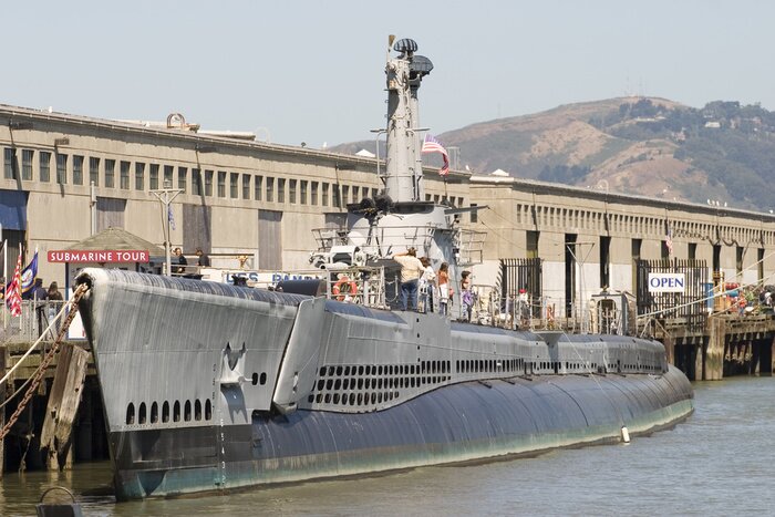 Tableau  Sous-marin depuis le côté
