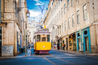 Tableau  Tramway et rues de Lisbonne