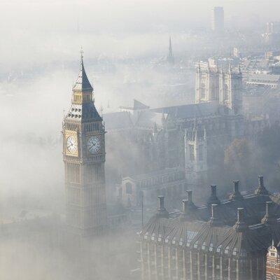 Tableau  Un épais brouillard frappe Londres