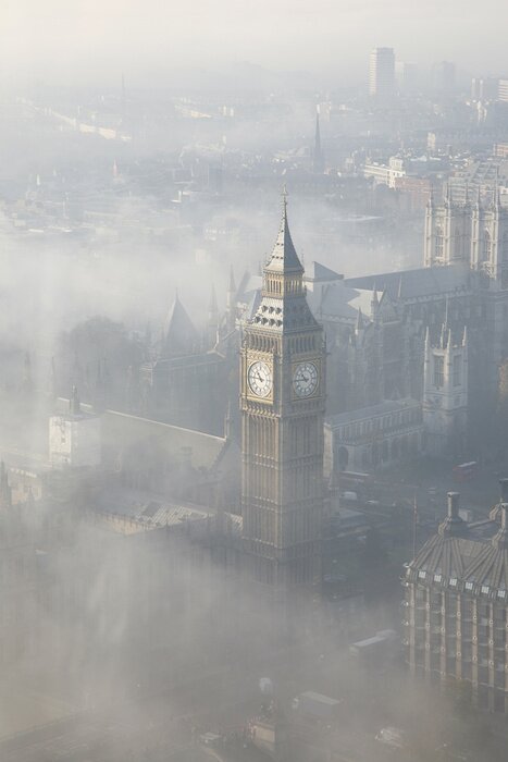 Tableau  Un épais brouillard frappe Londres