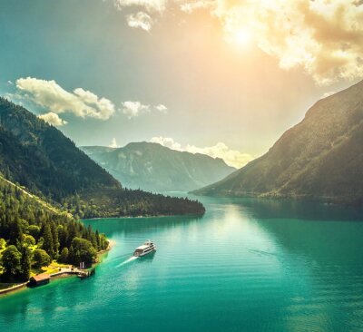 Tableau  Un lac turquoise dans les Alpes