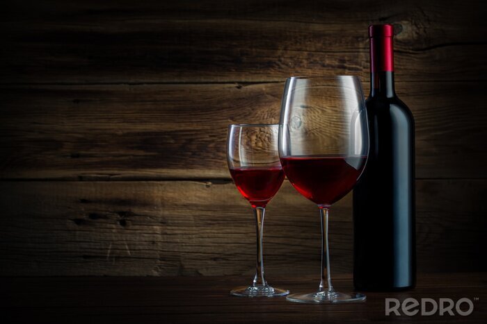 Tableau  verre et bouteille de vin sur un fond en bois