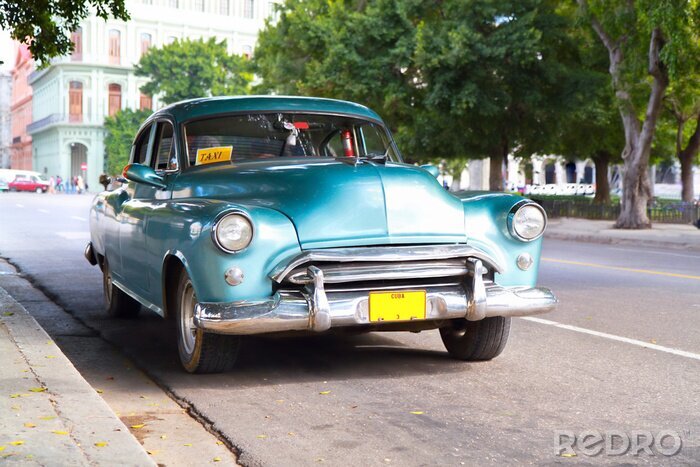 Tableau  Vert métallique oldtimer voiture dans les rues de La Havane
