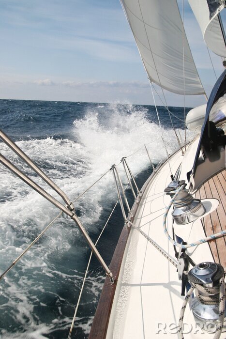 Tableau  Voilier et vue sur l'eau