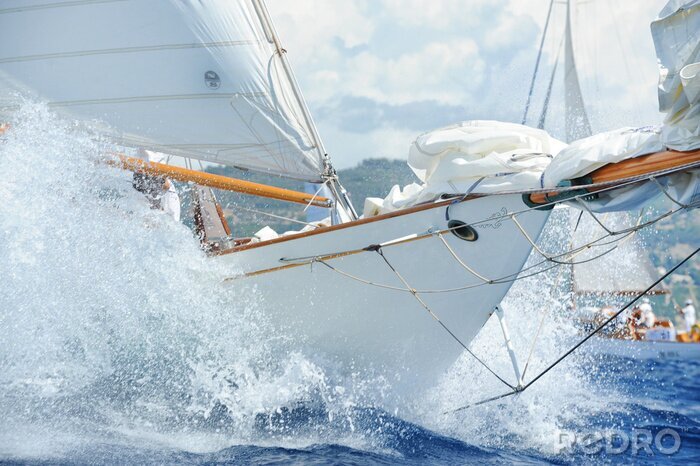 Tableau  Voilier sur la mer tombant dans l'eau
