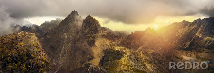 Tableau  Vue panoramique sur les sommets des montagnes des Tatras